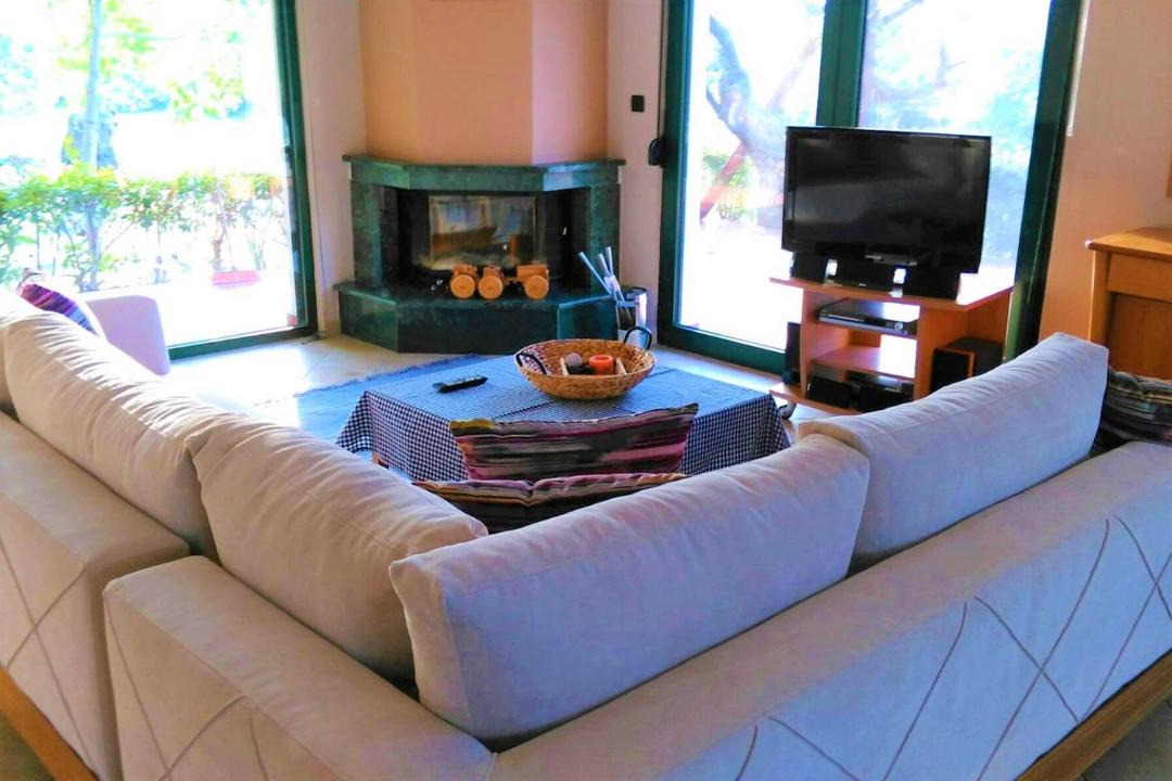 Photo of Livingroom in Prinos