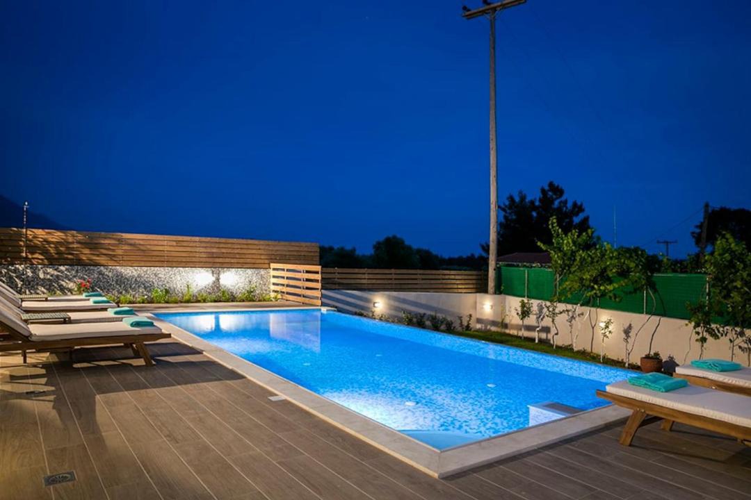 Photo of Outdoor in Karavados