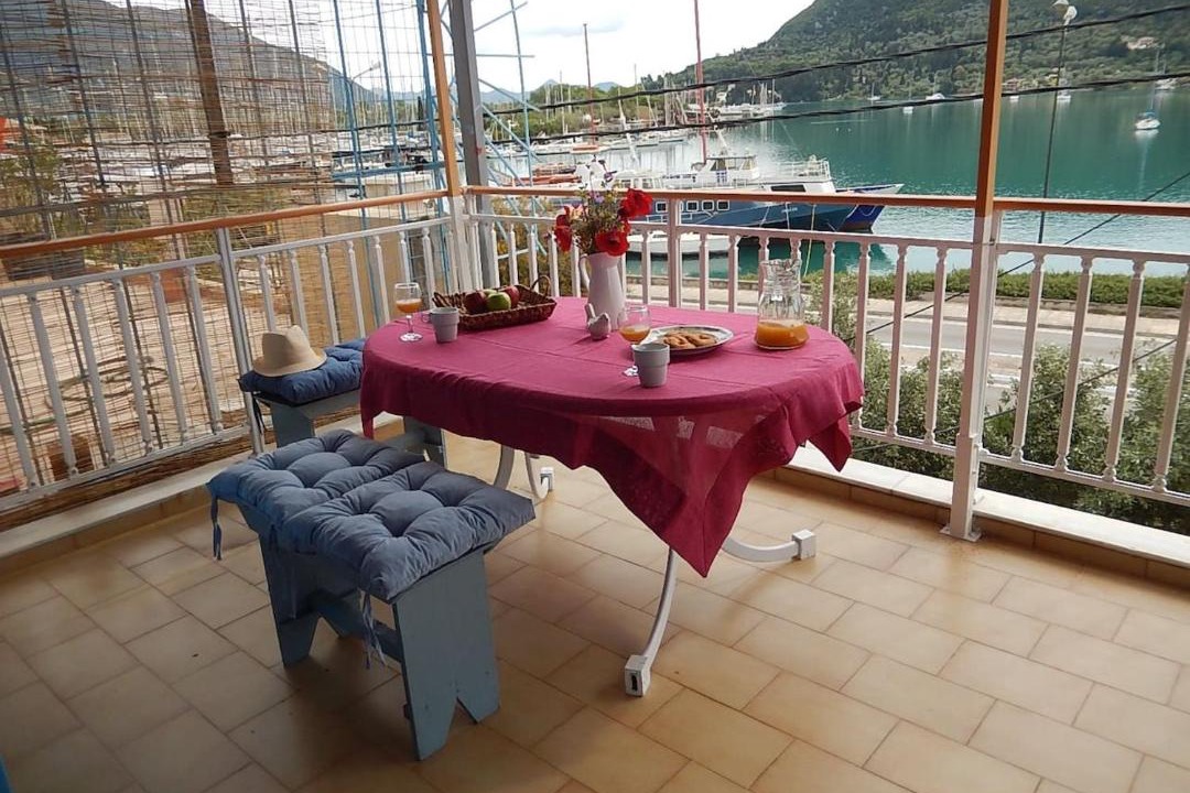 Photo of Patio Balcony in Vlicho