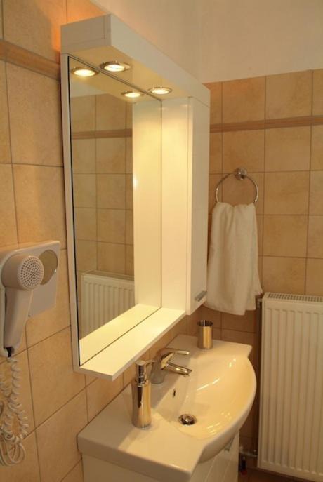 Photo of Bathroom in Mouresi