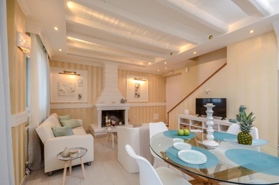 Photo of Livingroom in Naxos