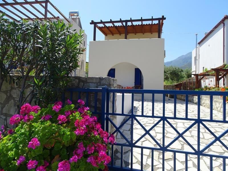 Photo of Others in Kavallos