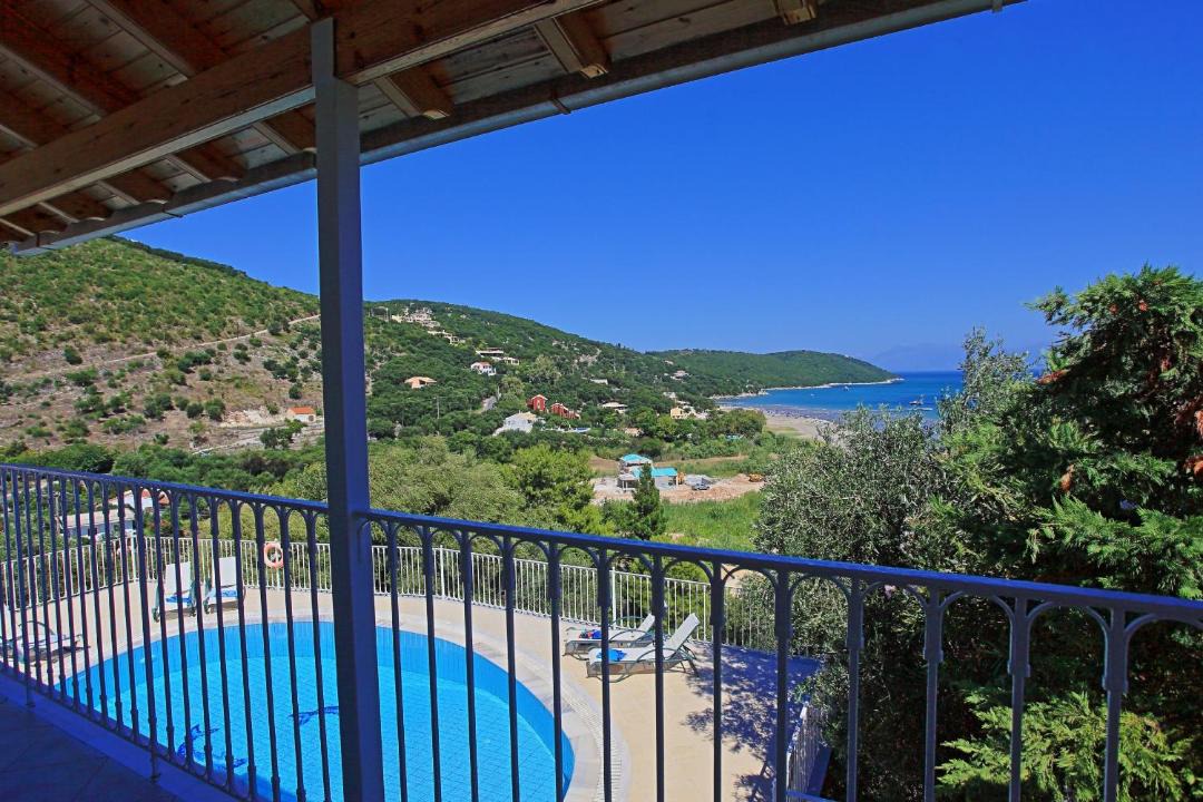 Photo of Patio Balcony in Apraos