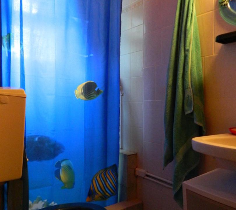 Photo of Bathroom in Ipsos