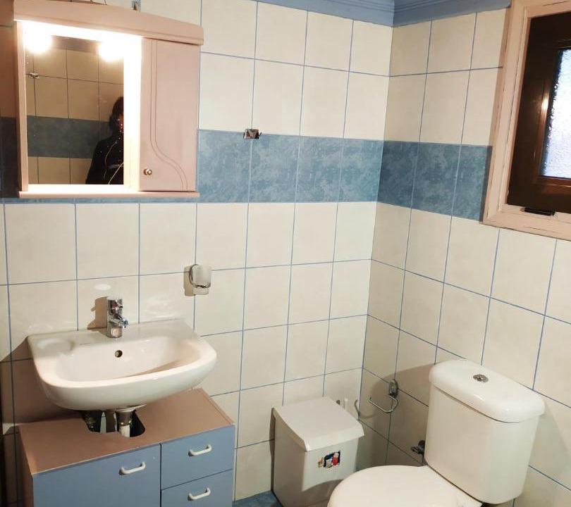 Photo of Bathroom in Koukkoulion