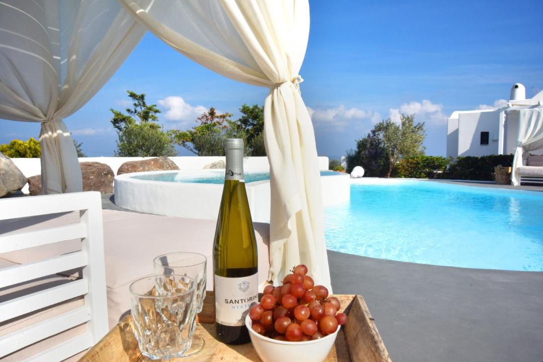 Photo of Outdoor in Fira