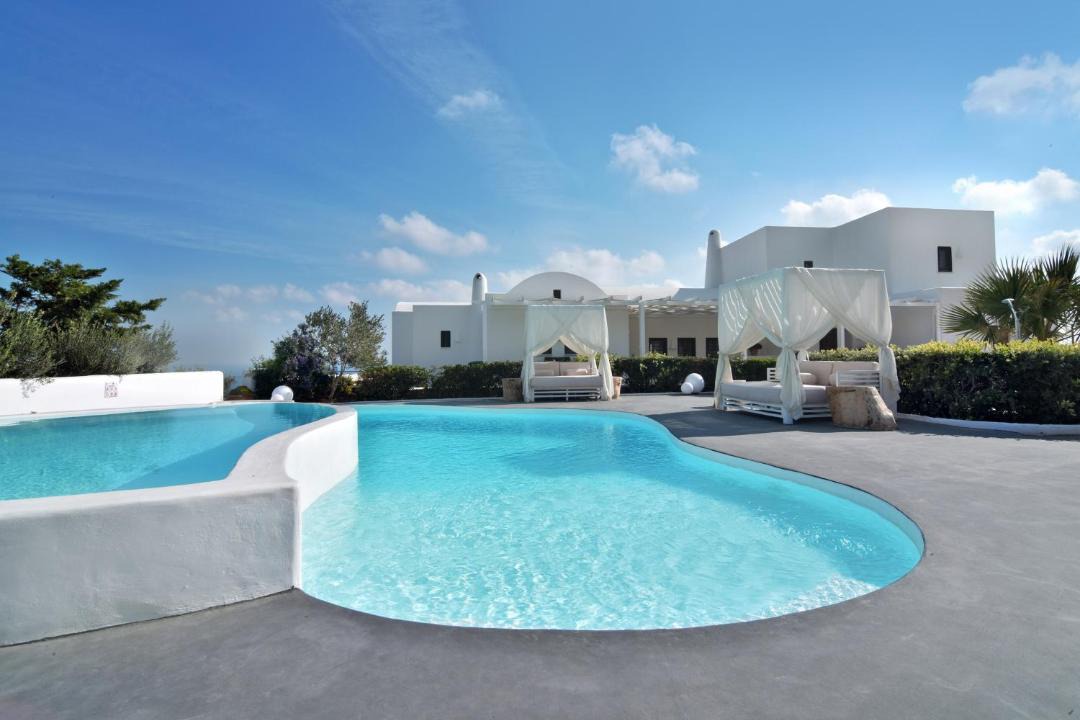 Photo of Outdoor in Fira