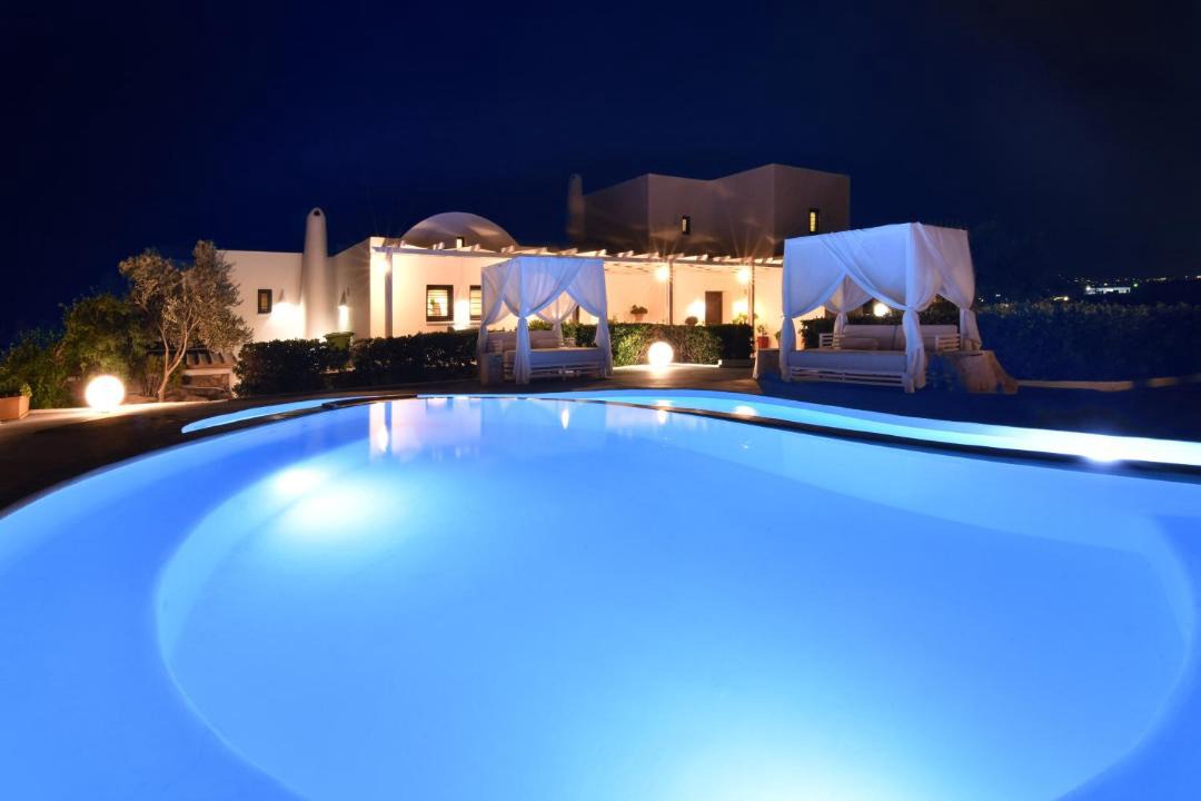 Photo of Outdoor in Fira