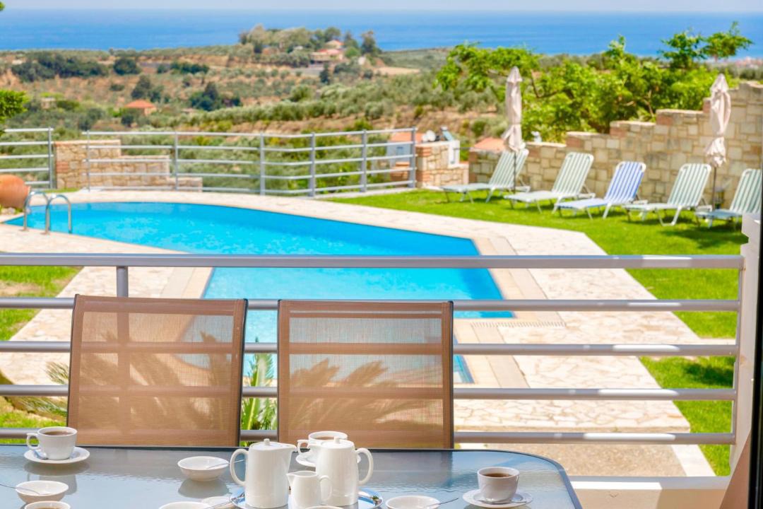 Photo of Others in Platanias