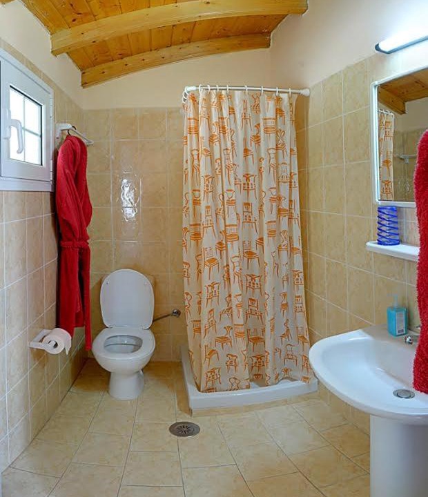 Photo of Bathroom in Lakones