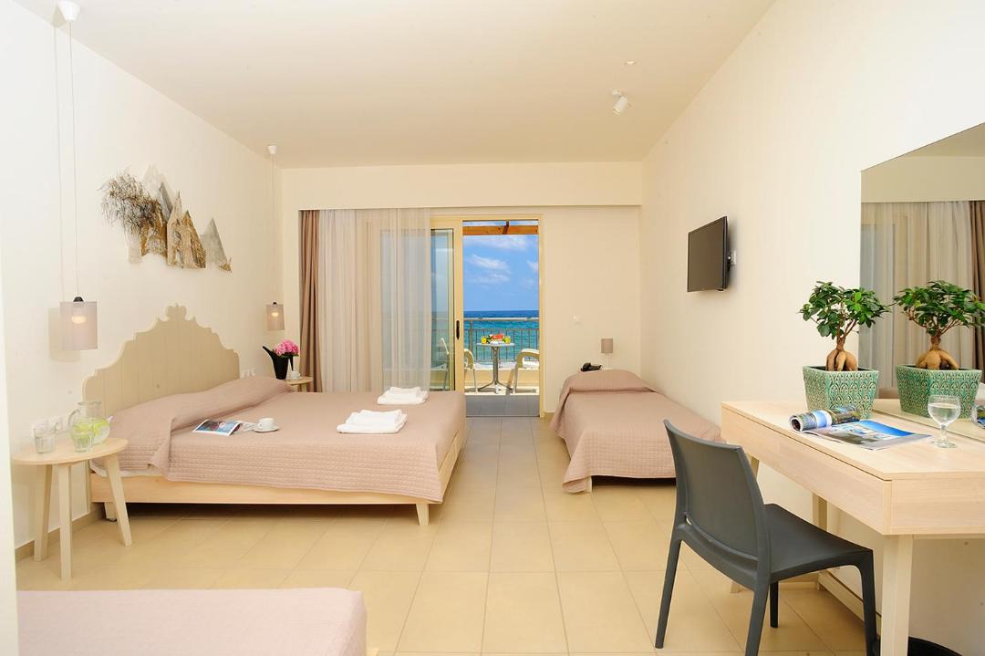 Photo of Livingroom in Adelianos Kampos