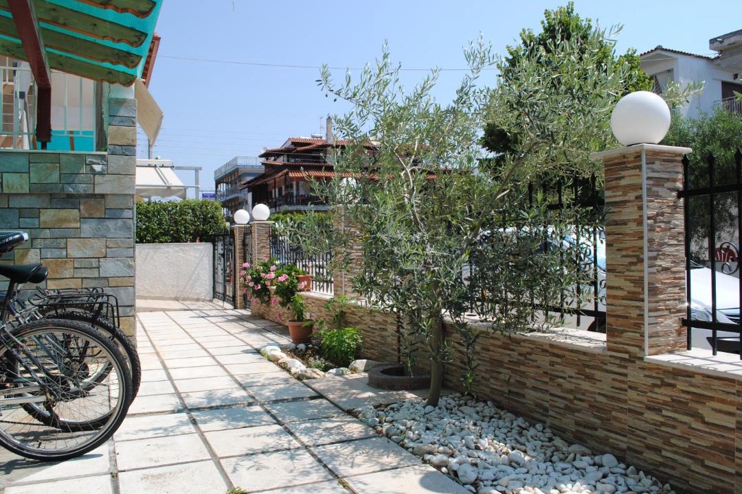 Photo of Others in Paralia Dionysiou