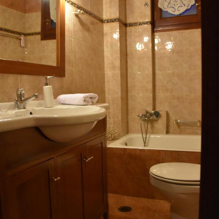 Photo of Bathroom in Portaria