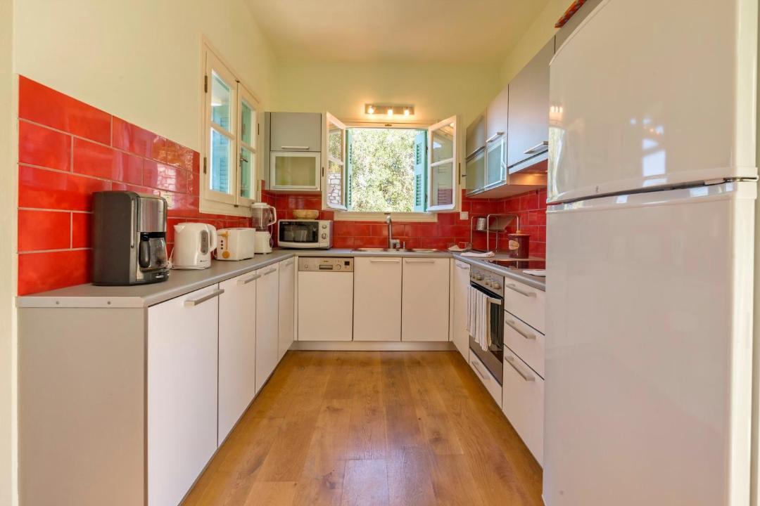 Photo of Kitchen in Katsimatika
