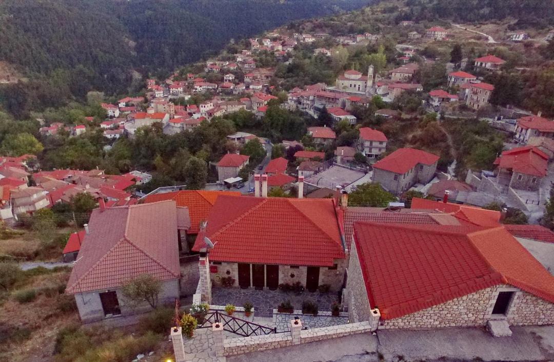 Photo of Buildings in Valtesiniko