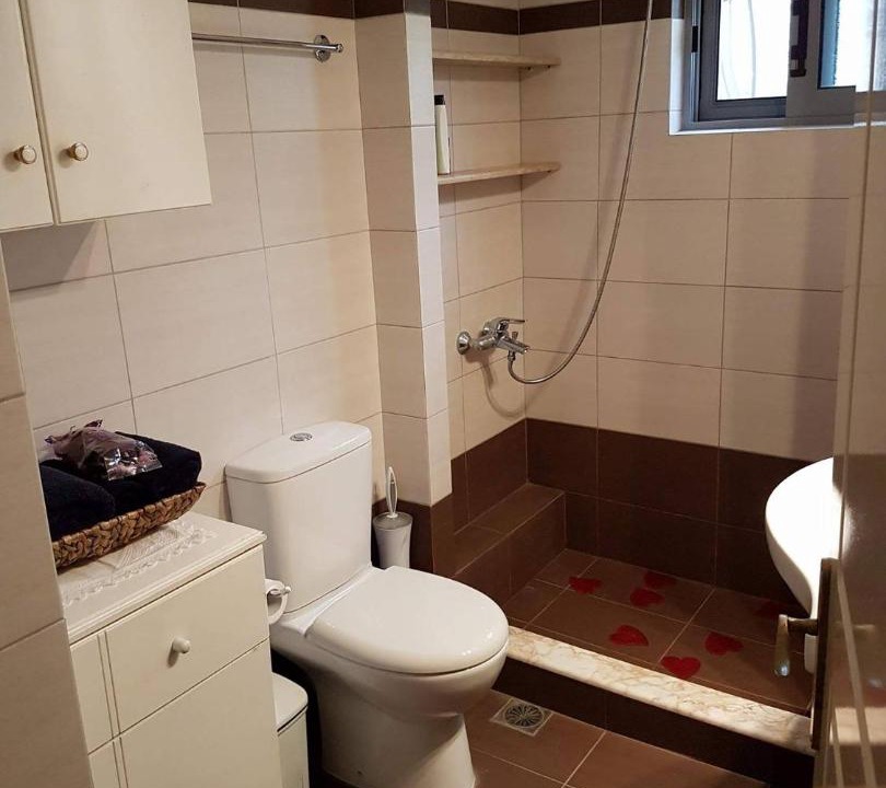 Photo of Bathroom in Katsaraiika