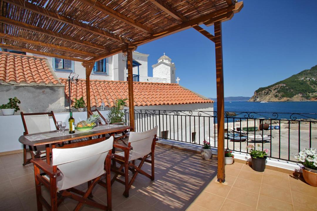 Photo of Patio Balcony in Skopelos