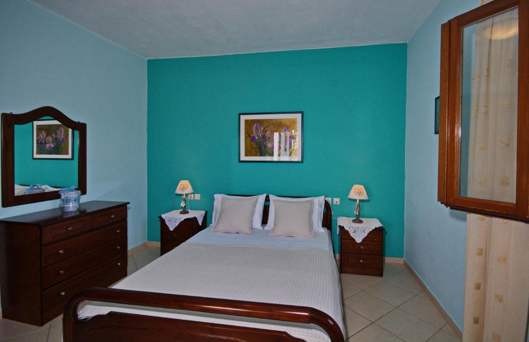 Photo of Bedroom in Votsi