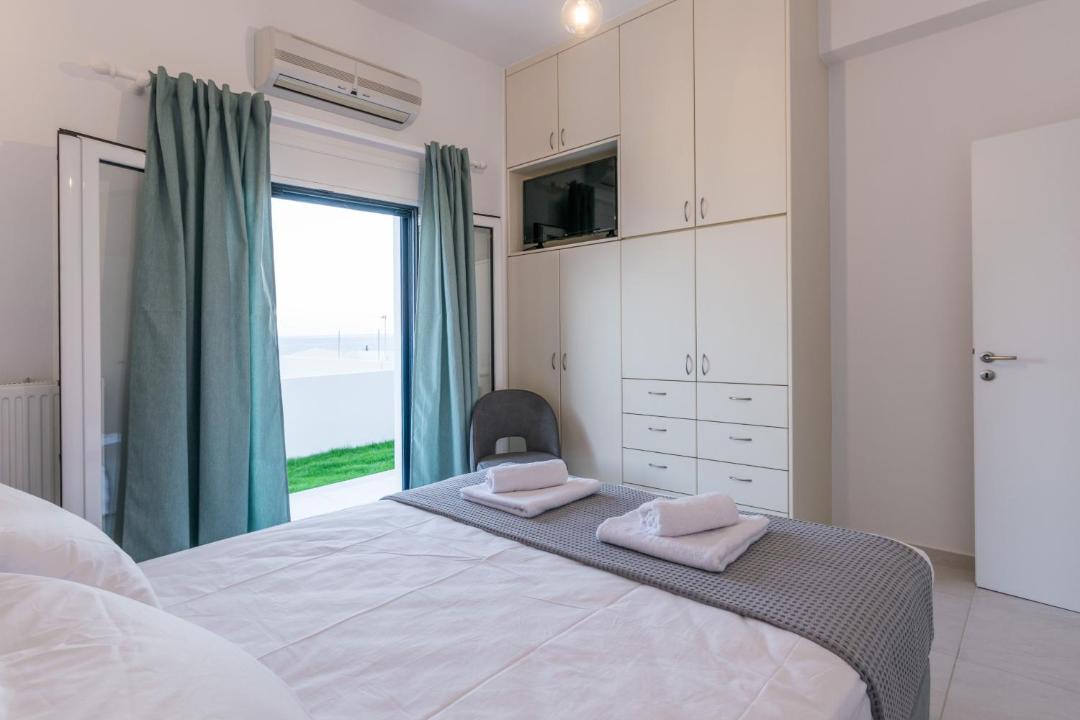 Photo of Bedroom in Mavros Kolimpos