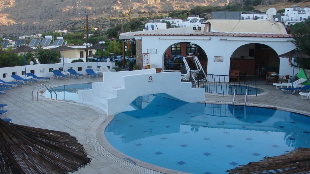Photo of Others in Pefkos