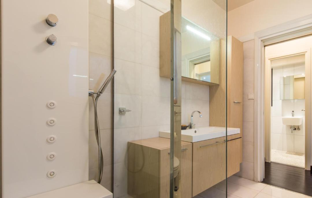 Photo of Bathroom in Plaka