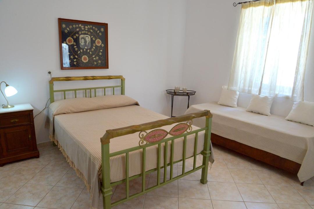 Photo of Bedroom in Tripiti