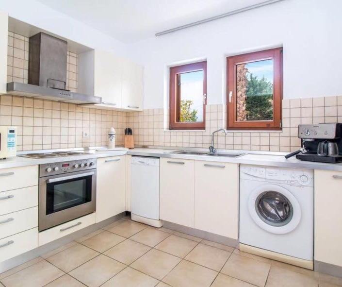 Photo of Kitchen in Lardos