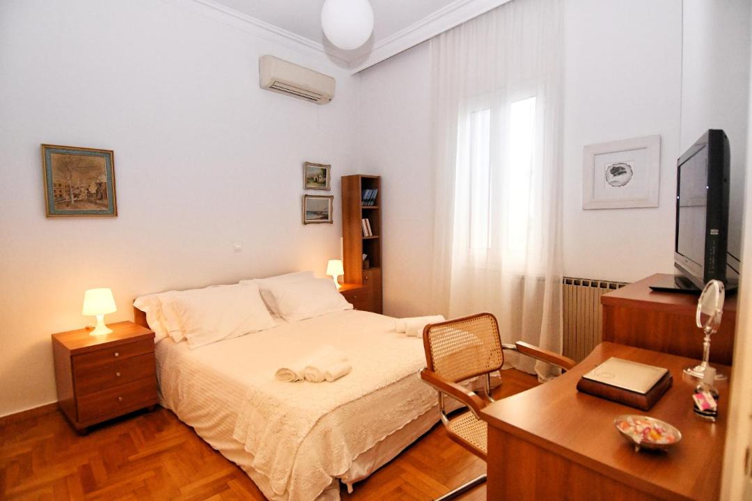 Photo of Bedroom in Plaka