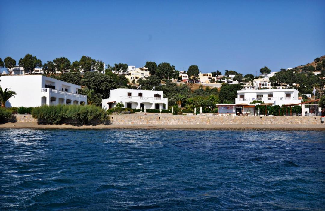 Photo of Buildings in Vromolithos