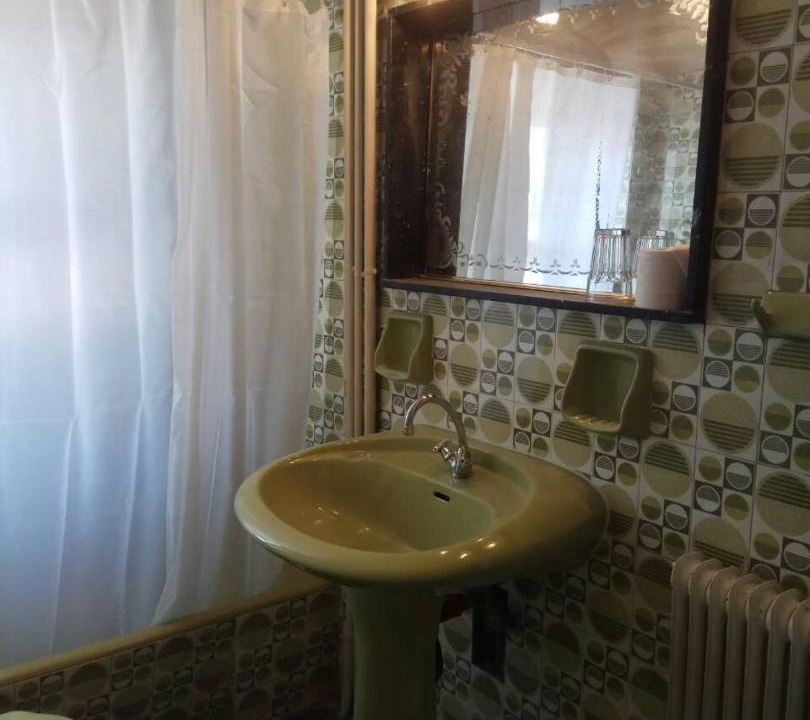 Photo of Bathroom in Skaramangas