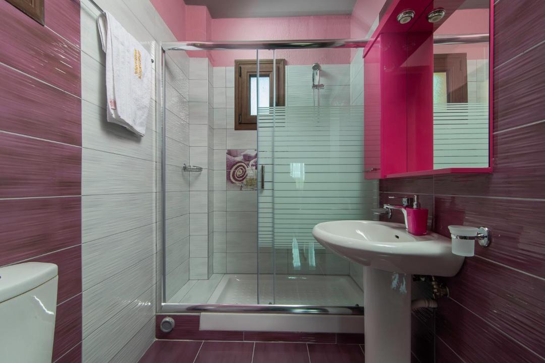 Photo of Bathroom in Neos Marmaras