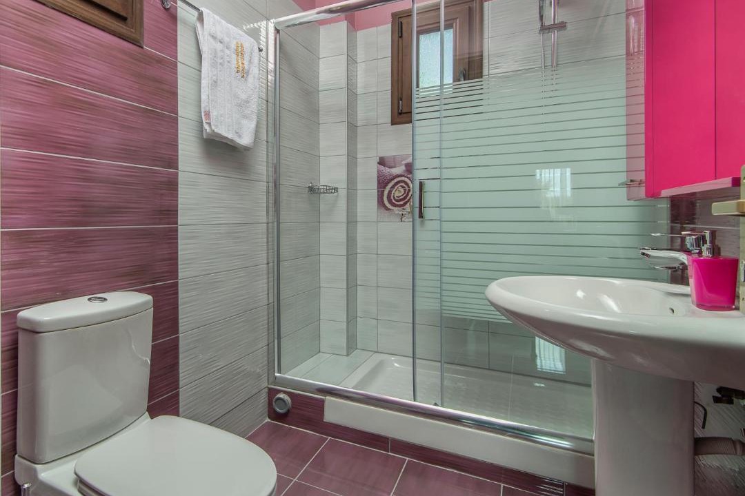 Photo of Bathroom in Neos Marmaras