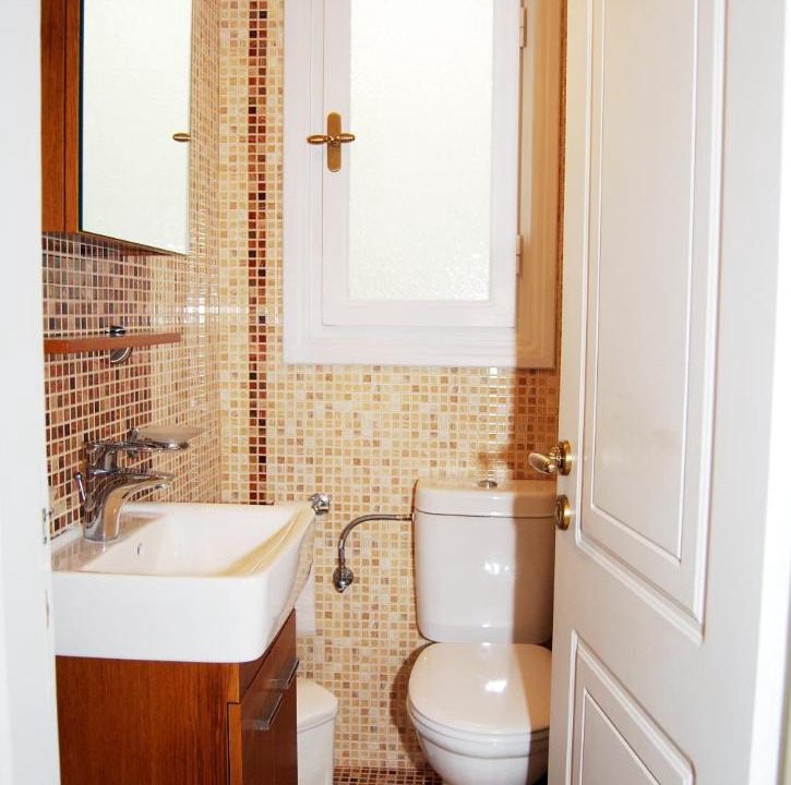 Photo of Bathroom in Vivlos