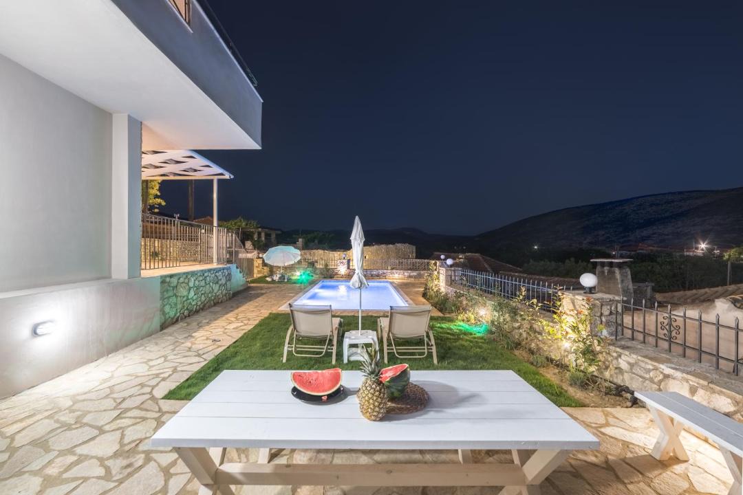 Photo of Patio Balcony in Anafonitria