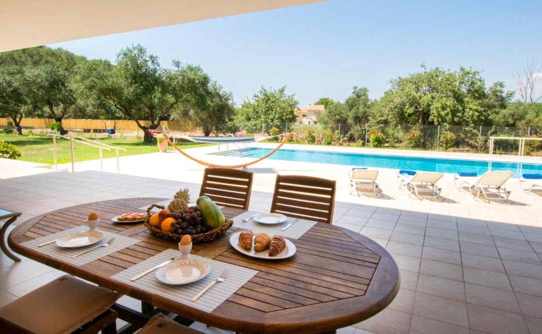 Photo of Patio Balcony in Petaleia