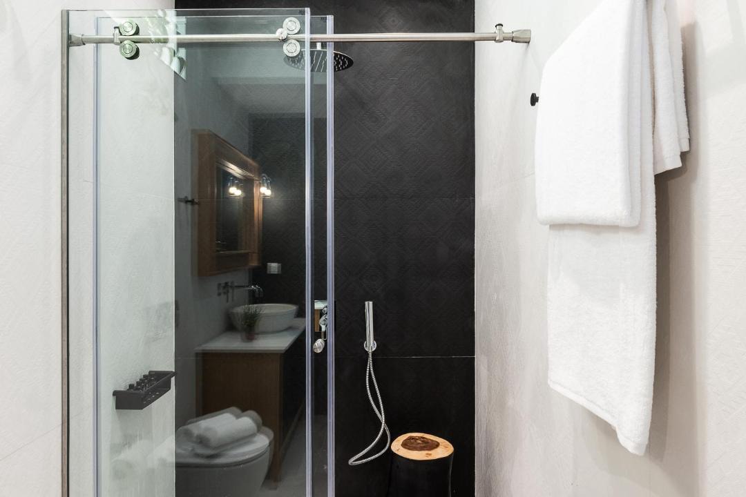 Photo of Bathroom in Makrys Tichos