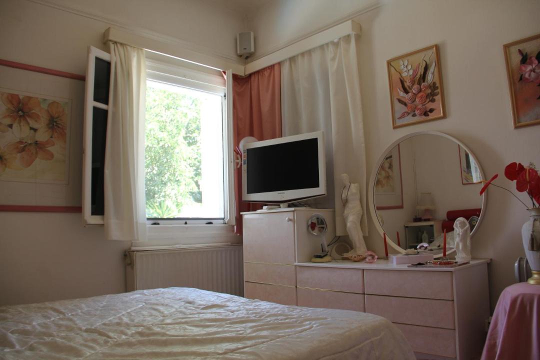 Photo of Bedroom in Marousi