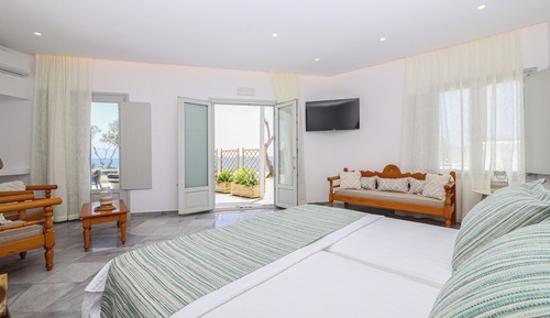 Deluxe Suite With Sea View