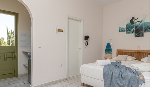 Deluxe Studio Suite