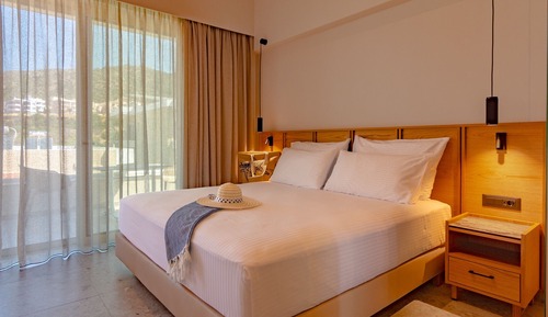 Premium Triple Room
