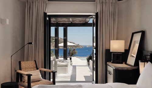 Junior Suite Sea View with Jetted Tub