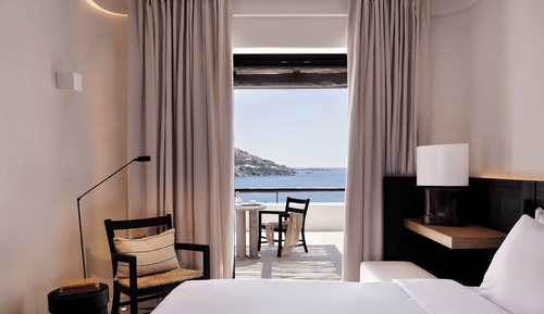 Deluxe Room with Sea View