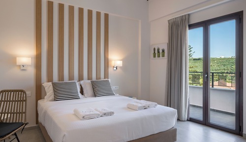Deluxe Two Bedroom Villa with Sharing Pool