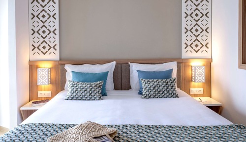 Standard Double Room, Garden View