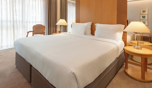 Supreme Room