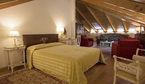 Room (Attic)