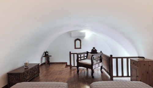 Deluxe Loft