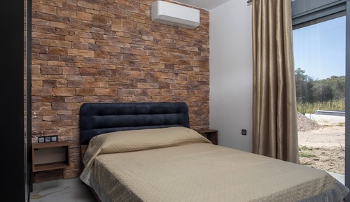 Deluxe Townhome, Valley View