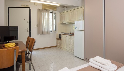 Studio, 1 Double Bed, Non Smoking, Pool View
