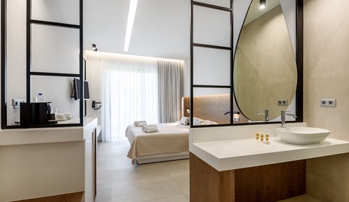 Superior Double Room, Partial Sea View
